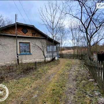 Продаж 2к Дім Центральна вулиця