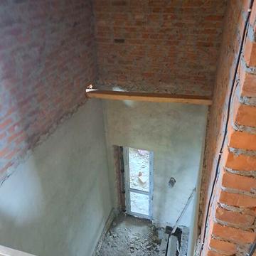 Продаж 5к Дім Центральна вулиця