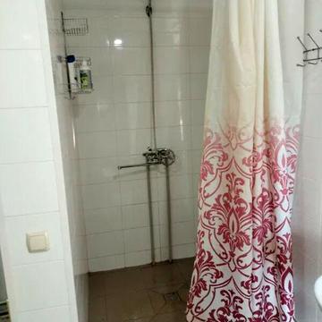 Продаж 3к Дім Граніт масив