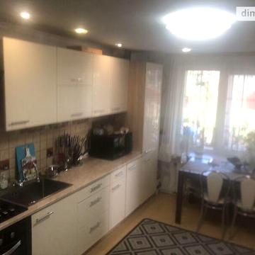 Продаж 5к Дім Василя Кука (Щепкіна) вулиця