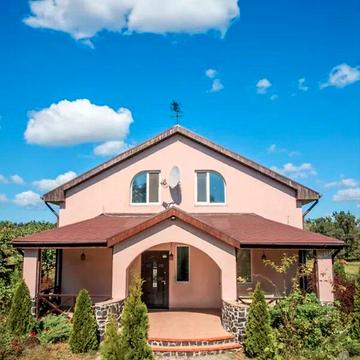 Продаж 5к Дім Велика вулиця