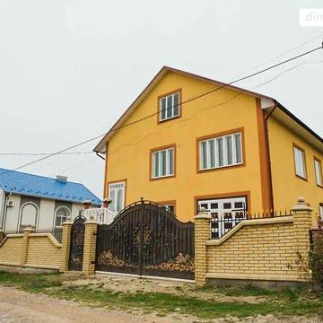 Продаж 6к Дім Миколайчука Івана вулиця