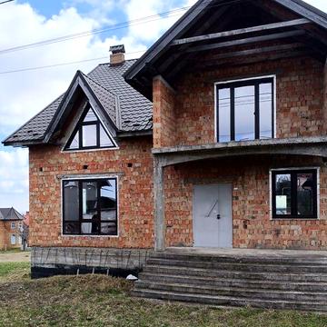 Продаж 10к Дім Незалежності (Макаренка) вулиця