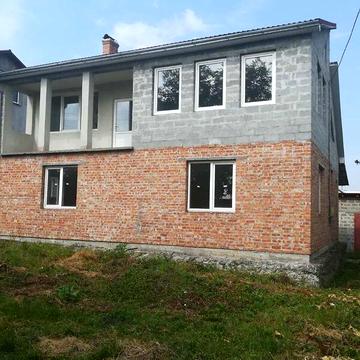 Продаж 4к Дім Спортивна вулиця