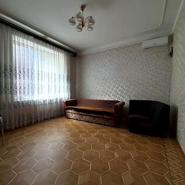 Продаж 3к Дім Відважних вулиця
