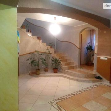 Продаж 4к Дім Шпонтака вулиця
