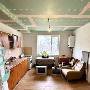 Продаж 1/2 будинку 93 кв м по ціні 2-х кн квартири,  с. В. Гаї, 5 км від Тернополя