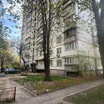 Терміновий продаж 3-кім. квартири, Шулявка, вулиця А. Мельника!