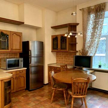 Продаж 4к Квартира Воскресенська вулиця