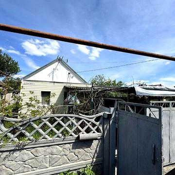 Продаж 3к Дім Новомосковська вулиця