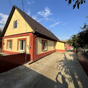 Продаж 5к Дім Грушевського вулиця