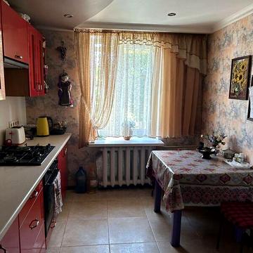 Продаж 3к Дім вул. Костанді