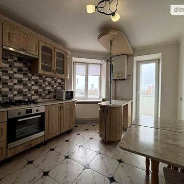 Продаж 3к Квартира Злуки проспект
