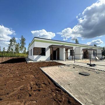 Продаж 2к Дім Успішна
