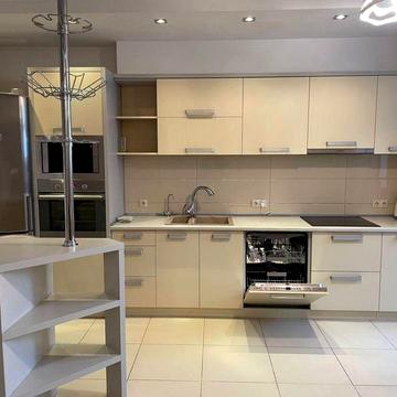 Оренда чудовової 1к.квартири Олени Пчілки 6