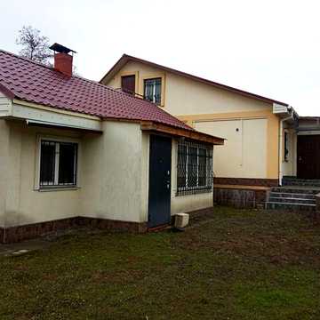 Продаж 3к Дім Берегова вулиця