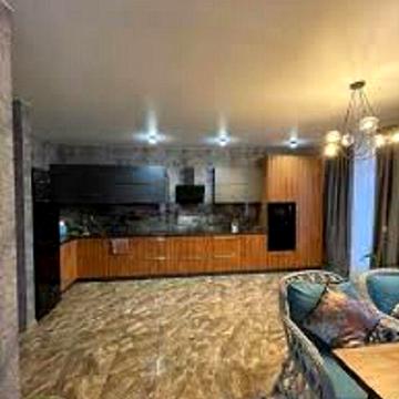 Продаж 4к Дім Комарова вулиця