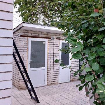 Продаж 2к Дім Річна вулиця