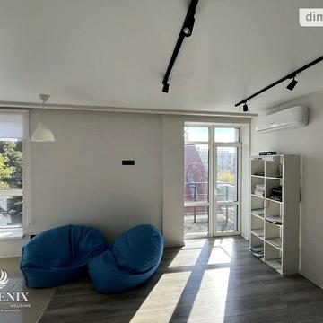 Продаж 3к Квартира Ніла Армстронга (Казакова) вулиця