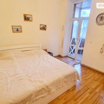 Продаж 5к Квартира Петра Капшученка (Сєрова) вулиця