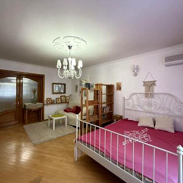 Продаж 2к Квартира Добровольців (Маршала Говорова) вулиця