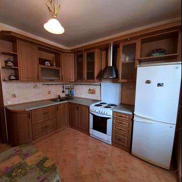 Бориспільська вул., 6