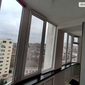 Продаж 3к Квартира Степана Бандери вулиця