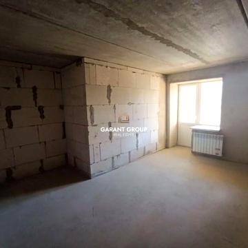 Чотирьохкімнатна квартира в новому будинку, можливе зручне перепланування, з гарною інфраструктурою поруч