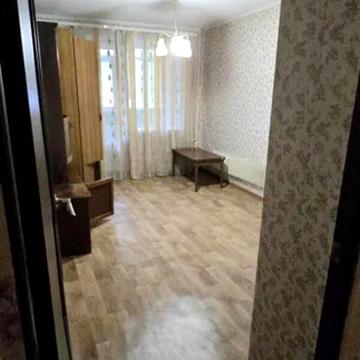 Продаж 3к Квартира Олега Адамовського (Камська) вулиця
