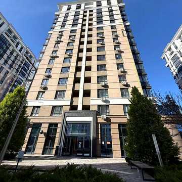 Продаж 3к Квартира Університетська (Карла Маркса) вулиця ЖК Центральный-2