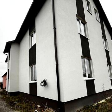 Продаж 2к Квартира вул. Лугова
