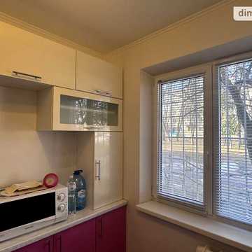 Продаж 3к Квартира Космонавтів проспект