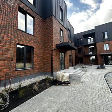 Продаж 1к Квартира Грушева вулиця