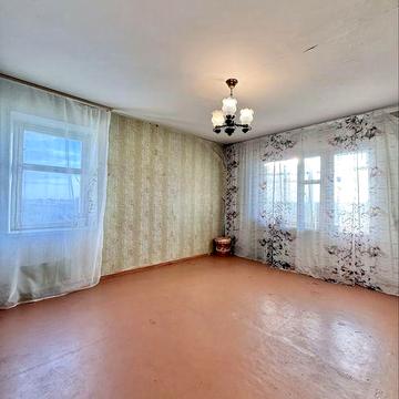 Простора 4 кімнатна квартира для великої родини у гарному районі