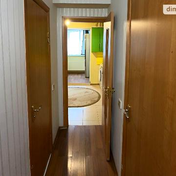 Продаж 3к Квартира Ізяславська вулиця