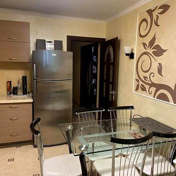 Продаж 3к Квартира Теплична вулиця ЖК Петровский обновленный