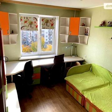 Продаж 2к Квартира вул. Дія Максима