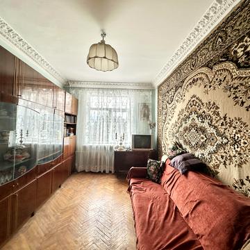 Незалежної України вул. (40 років Радянської України), 51