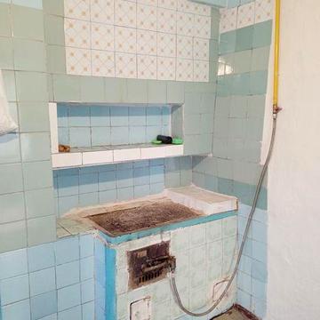 Дім,Груба,Газ,Зупинка Автобуса!