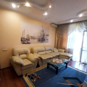 Продаж 3к Квартира вул. Фабрична