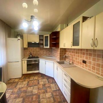 Продаж 2к Квартира Академіка Сахарова вулиця