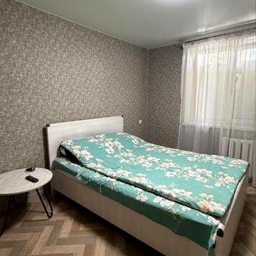 Продаж двокімнатної квартири, вул. Митрополита Липківського