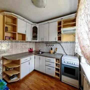 Задається 3-х кімнатна квартира на Раково.