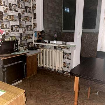 Здам в оренду 4х кімнатну квартиру на Карачунах