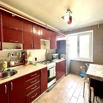 Продажа 2 комнатной на 4 этажа Космонавтов сертификат