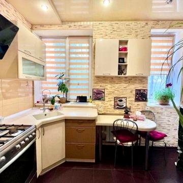 Продам 3 комнатную квартиру в центре ЖК Сачко