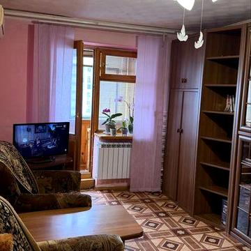 Продам 2 к кв  Центр. Гимназическая наб. Метро Левада