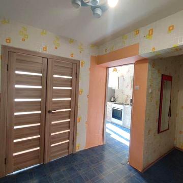 Оренда 3 кімнатної кв-ри ж/м Покровський 2 поверх, цегляний будинок, косметика