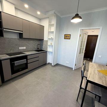 Вільна‼️ Бажана Гмирі оренда 1к метро Осокорки