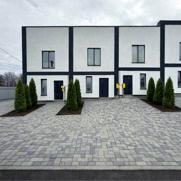 Продам таунхаус з ремонтом